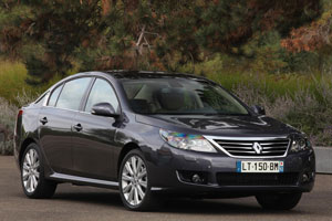 Седан Renault Latitude – демократичное предложение
